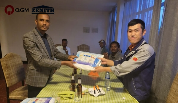 Нова производна линија машина за прављење блокова КГМ КТ6 у Некемтеу за послератну реконструкцију.